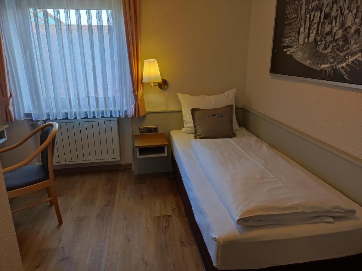 Hotel Gasthof Zum Schwan 라이첼쇼펜 외부 사진
