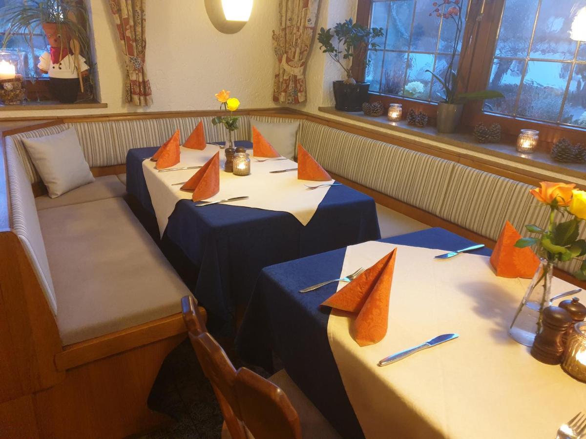 Hotel Gasthof Zum Schwan 라이첼쇼펜 외부 사진