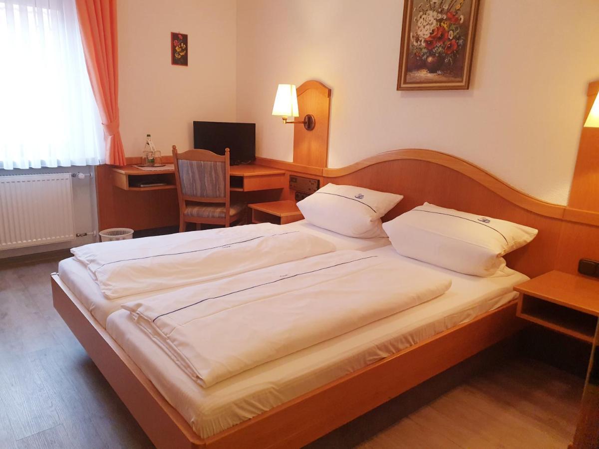 Hotel Gasthof Zum Schwan 라이첼쇼펜 외부 사진